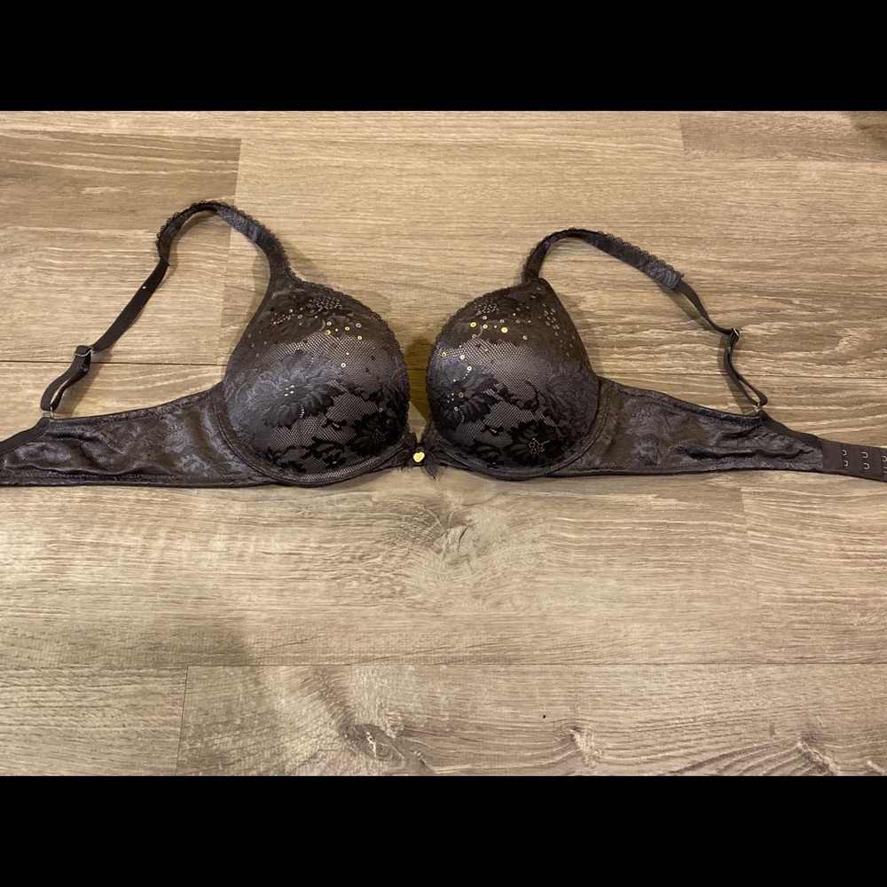 Victoria’s Secret bra